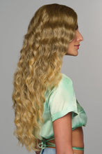 Load image into Gallery viewer, Hairdo Wigs - Curly Girlie
